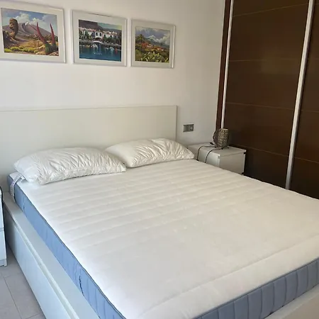 Playa Paraiso, El Horno Holidays And Relax 아데제